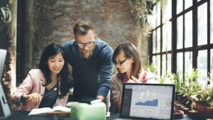 Für ein internationales, schnell wachsendes Marktforschungsinstitut mit Sitz in Hamburg sucht BBRecruiting Personalberatung einen Client Consultant Market Research Germany (m/w/d) in Hamburg.